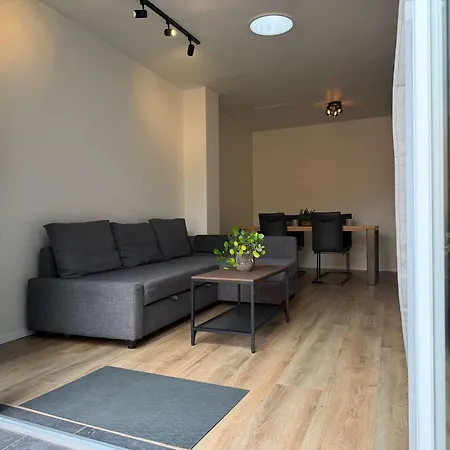 Apartment Modern 1br Near Station