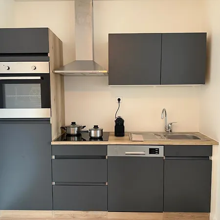 Apartment Modern 1br Near Station Sittard